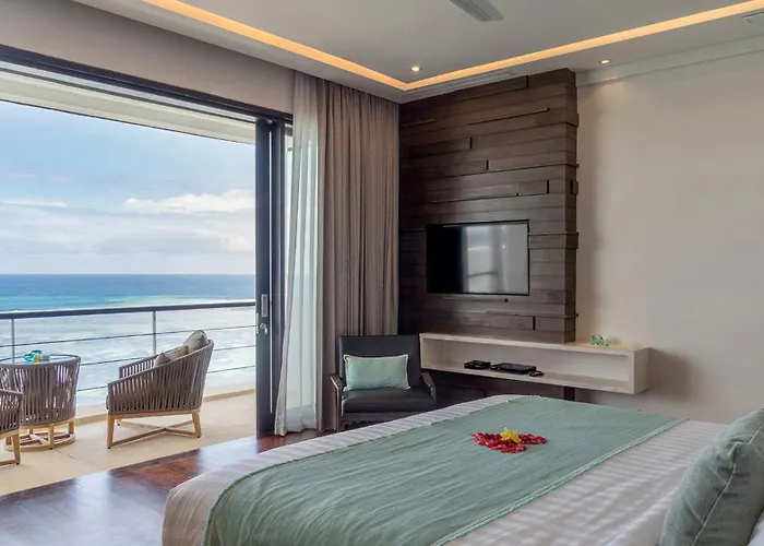 Grand Cliff * نوسا دوا