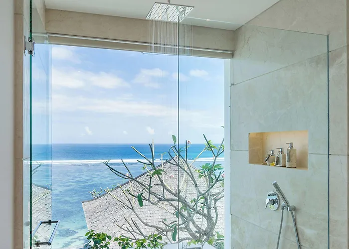 Grand Cliff Villa *