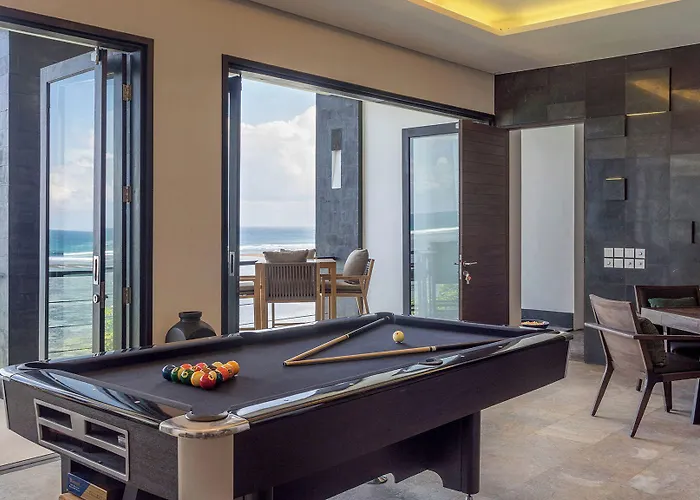 Grand Cliff Villa